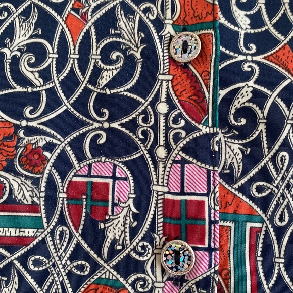 Vintage Patterned Shirt - Picture 13 of 13